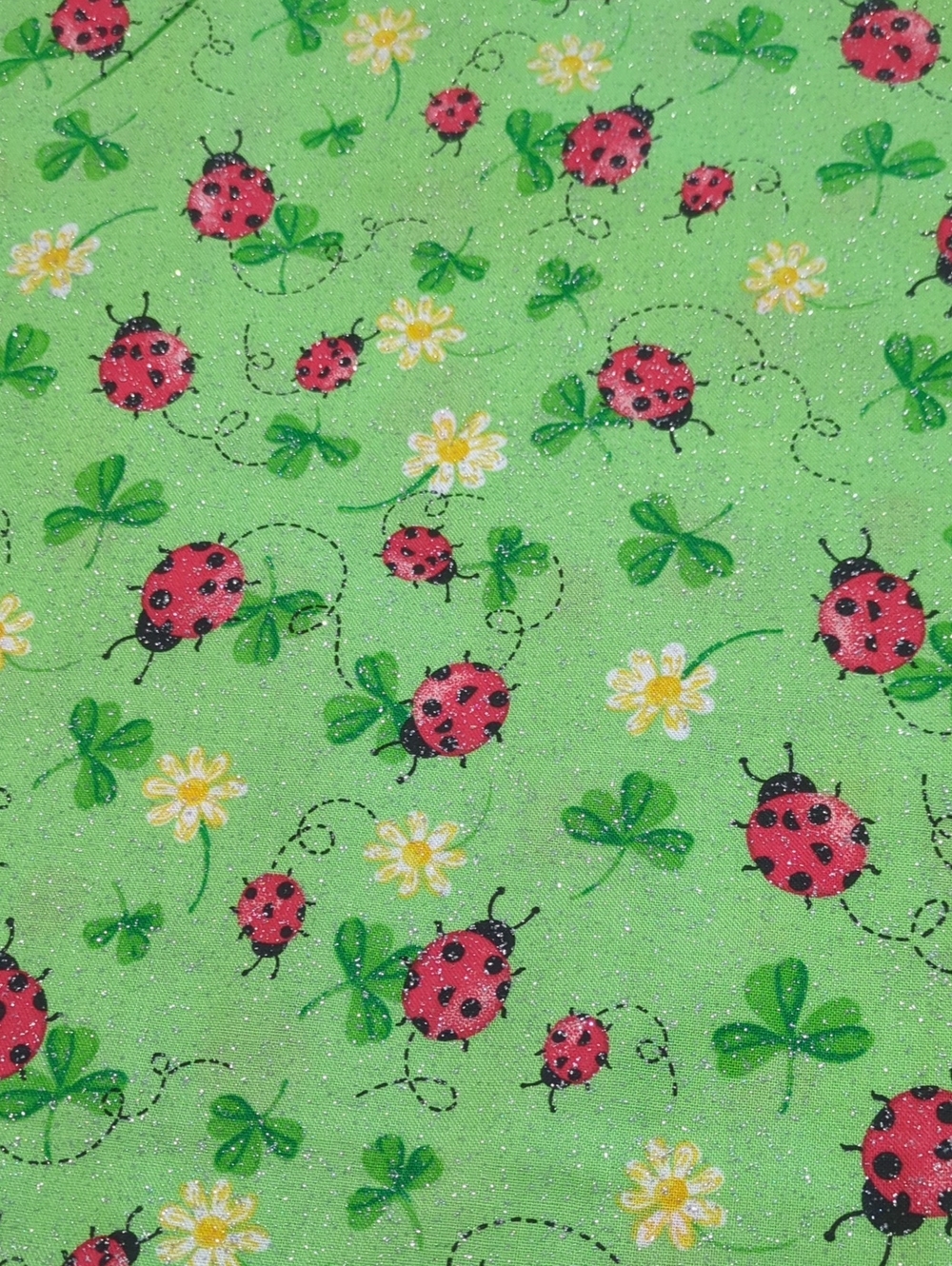 David Textiles Ladybug Shamrock Daisy Glitter Cotton Fabric 4.5 Yards Green Quil